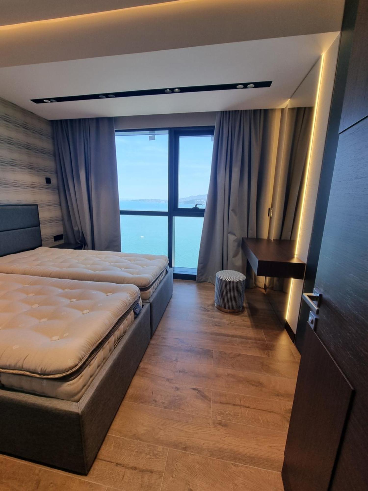 Premium Apartment In Porta Batumi Tower Экстерьер фото