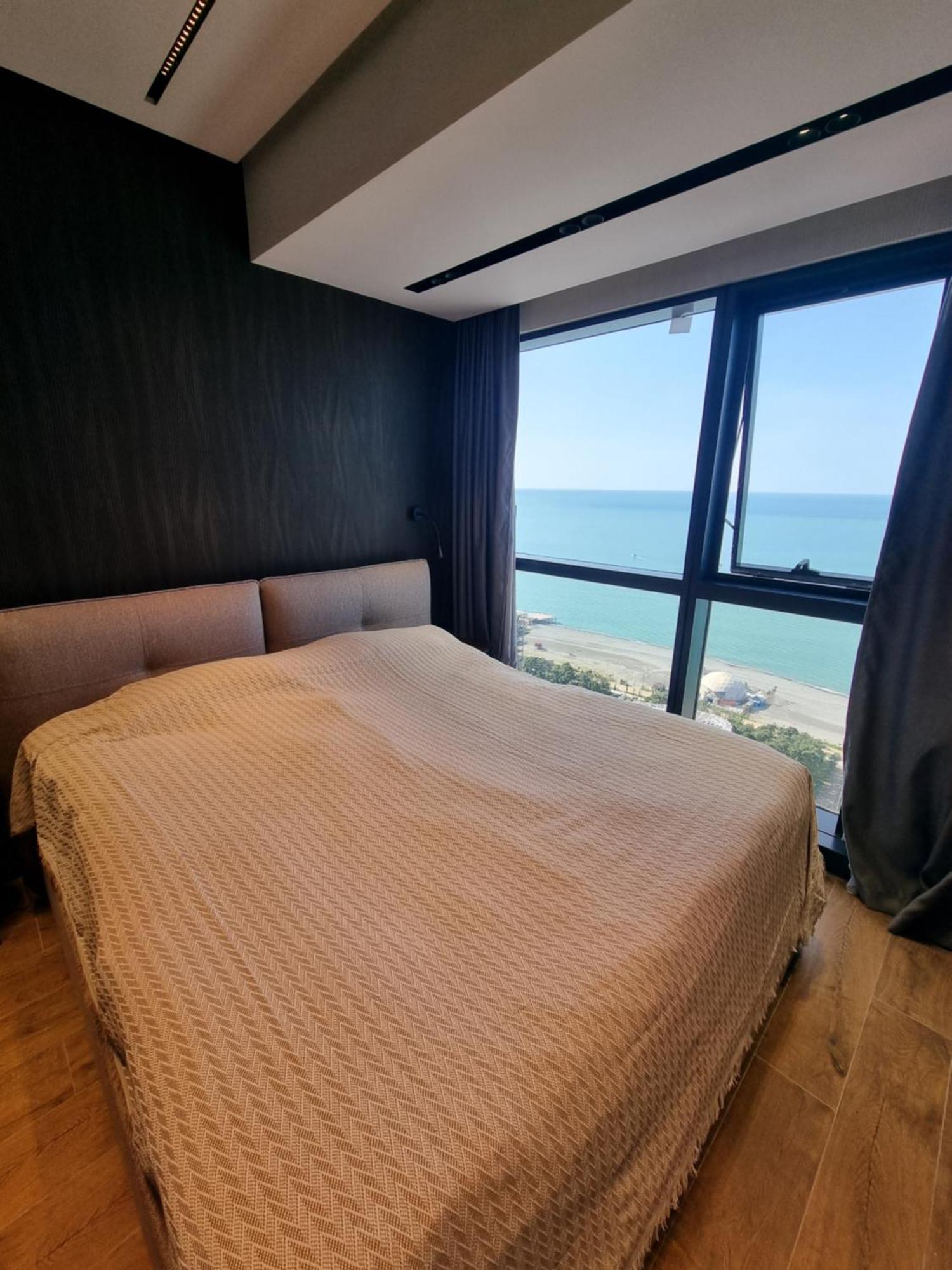 Premium Apartment In Porta Batumi Tower Экстерьер фото