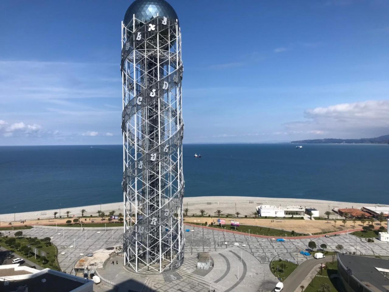 Premium Apartment In Porta Batumi Tower Экстерьер фото