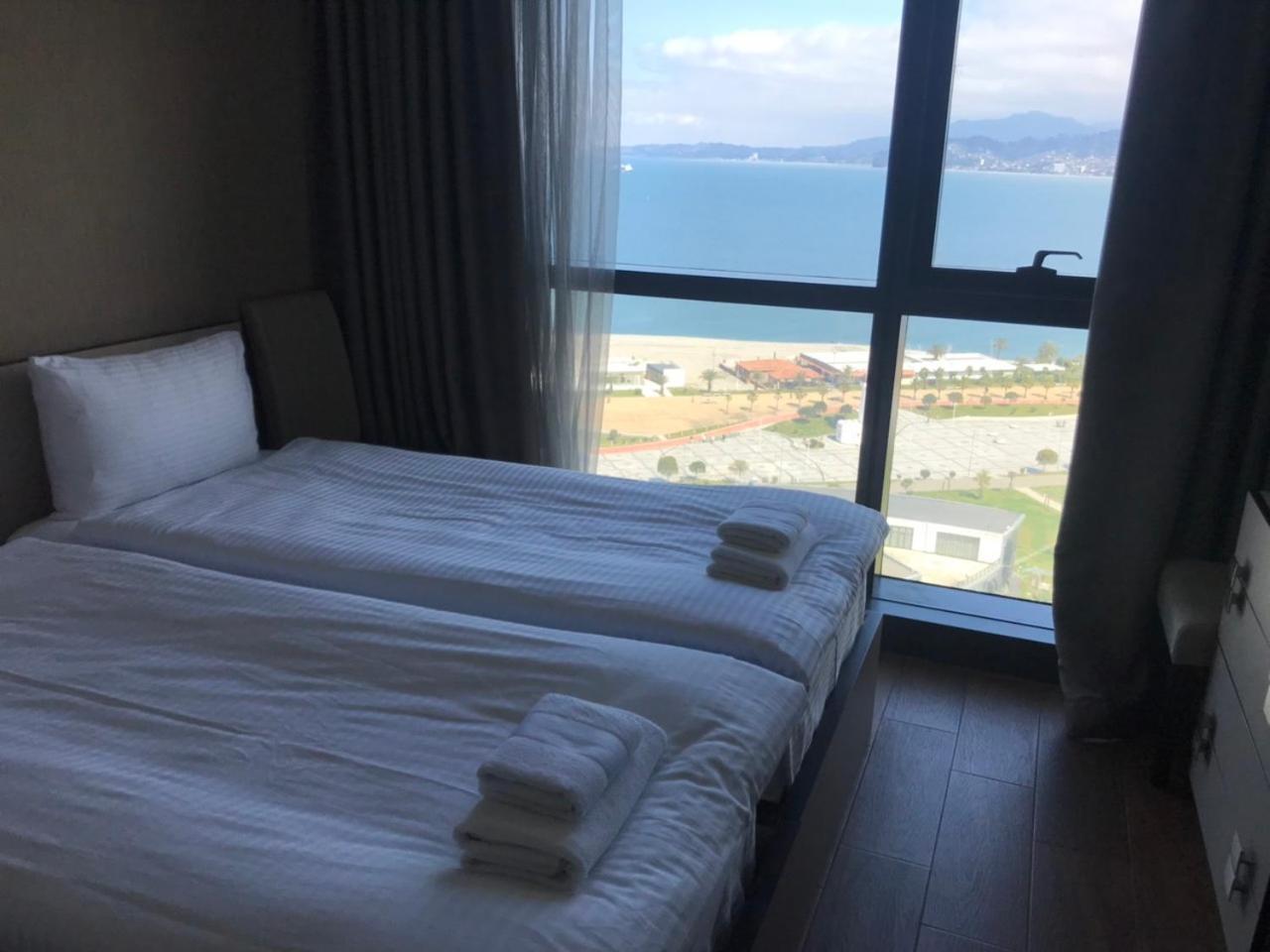 Premium Apartment In Porta Batumi Tower Экстерьер фото